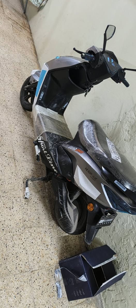 السلام عليكم 
مطور للبيع 
بطاريات 5شرط انطيك 
ملف 2000
وايرمنيه كلها شغاله 
3نمره 
سرعه 55حقيقي
موصفات معروفه 
عنوان موصل الأيسر 
#السعر600وبي مجال لطيبين الشراي يتصل ‏‪***********‬‏‏
