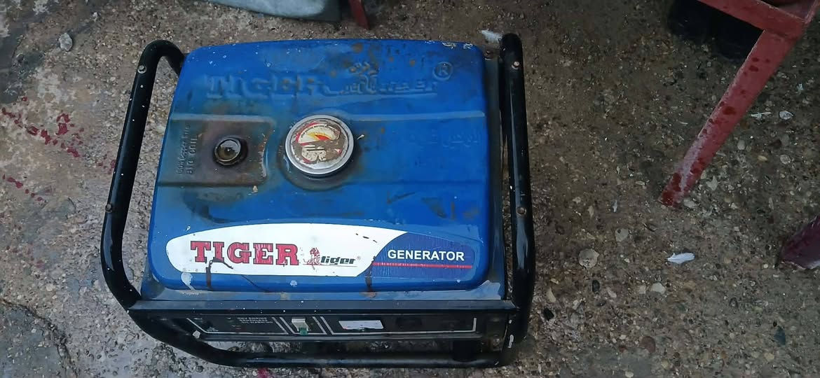 اسلام عليكم متاح مجموعه اغراض  كلمن وسعره ومكاني الاحرار  ***********
