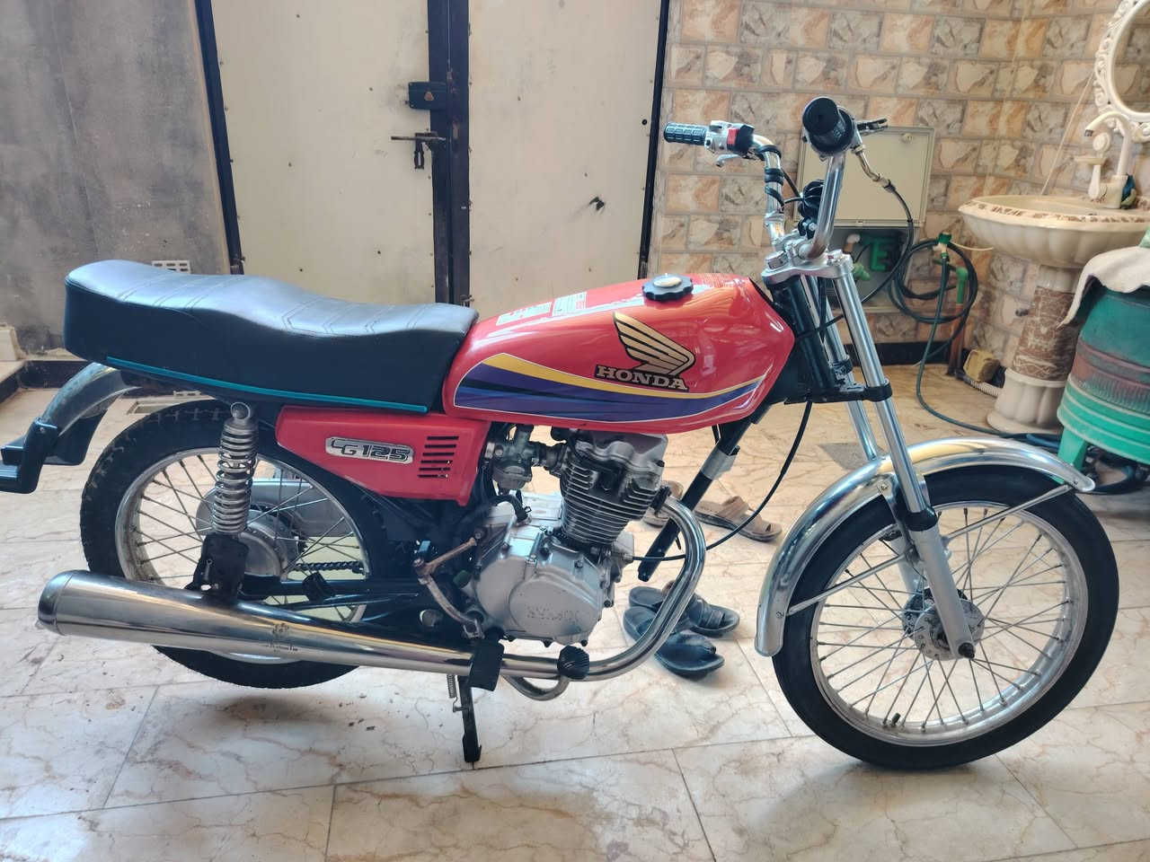 السلام عليكم دراجه ايراني شاصي ارشه مكينه نامه الدراجه كلك تعمير السنه بس المكينه من شديتها مفتوحه السعر 400الف  العنوان سوگ الشيوخ


**إذا كنت صاحب هذا الإعلان وتريد حذفه لأي سبب، رجاءا أرسل رسالة إلى الدعم الفني**