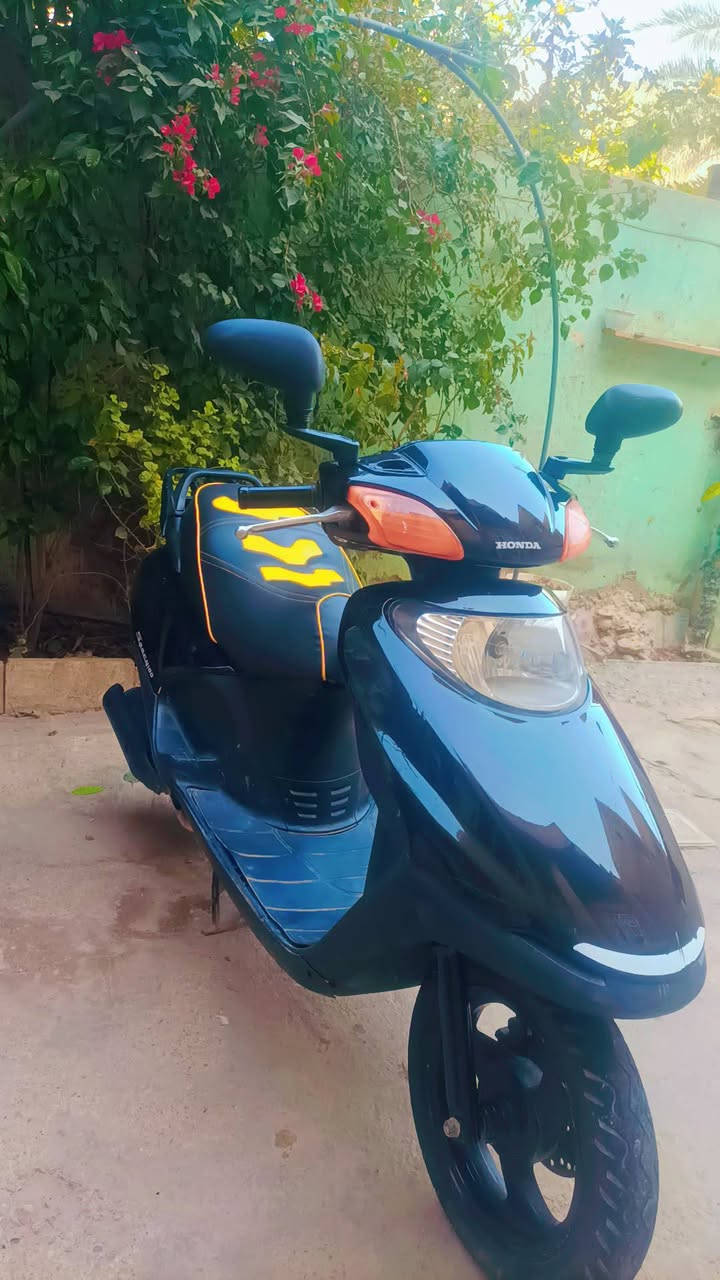 سبيسي ياباني للبيع مفتوحه رايمر مَـرّھٌ وحده دراجه نظيفه وجاهزه  كلشي شغال علئ الفحص السعر 650 المكان كوت
***********
