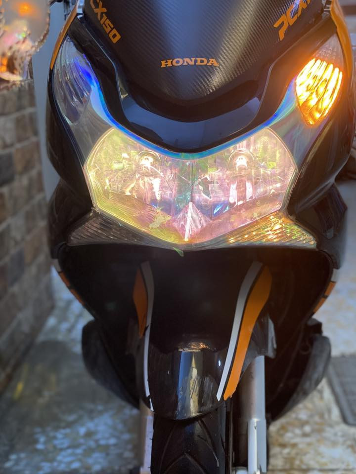 سلام عليكم
بي سي اكس جيل اول ياباني
الدراجه فول شلعه 
حساس ازدحام
ستاند كهربائي 
الدراجه موشمهً
سواداتً كاربون فايبر طافي 
ماصداً متغير ٧ الوانً
كفراتهاً مبدله 
الدراجه بحالة الوكالهً
جيب أقوى فيتر وتعال افحص 
السعر ١٣. ونص /يعني ١٨٩٠ وبيها مجال 
بس الوشم والكفرات كلفتني فوك ال٣ أوراق 
عنوان /بغداد /مدينة الصدر 
الاستفسار
***********
