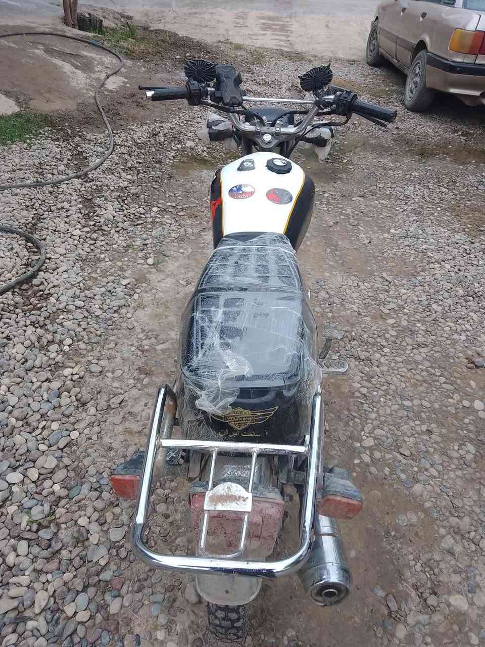 سافان موديل 24 للبيع 
محرك معمر جديد 
اسعر 425 وبي مجال 
للستفسار اتصل ***********
