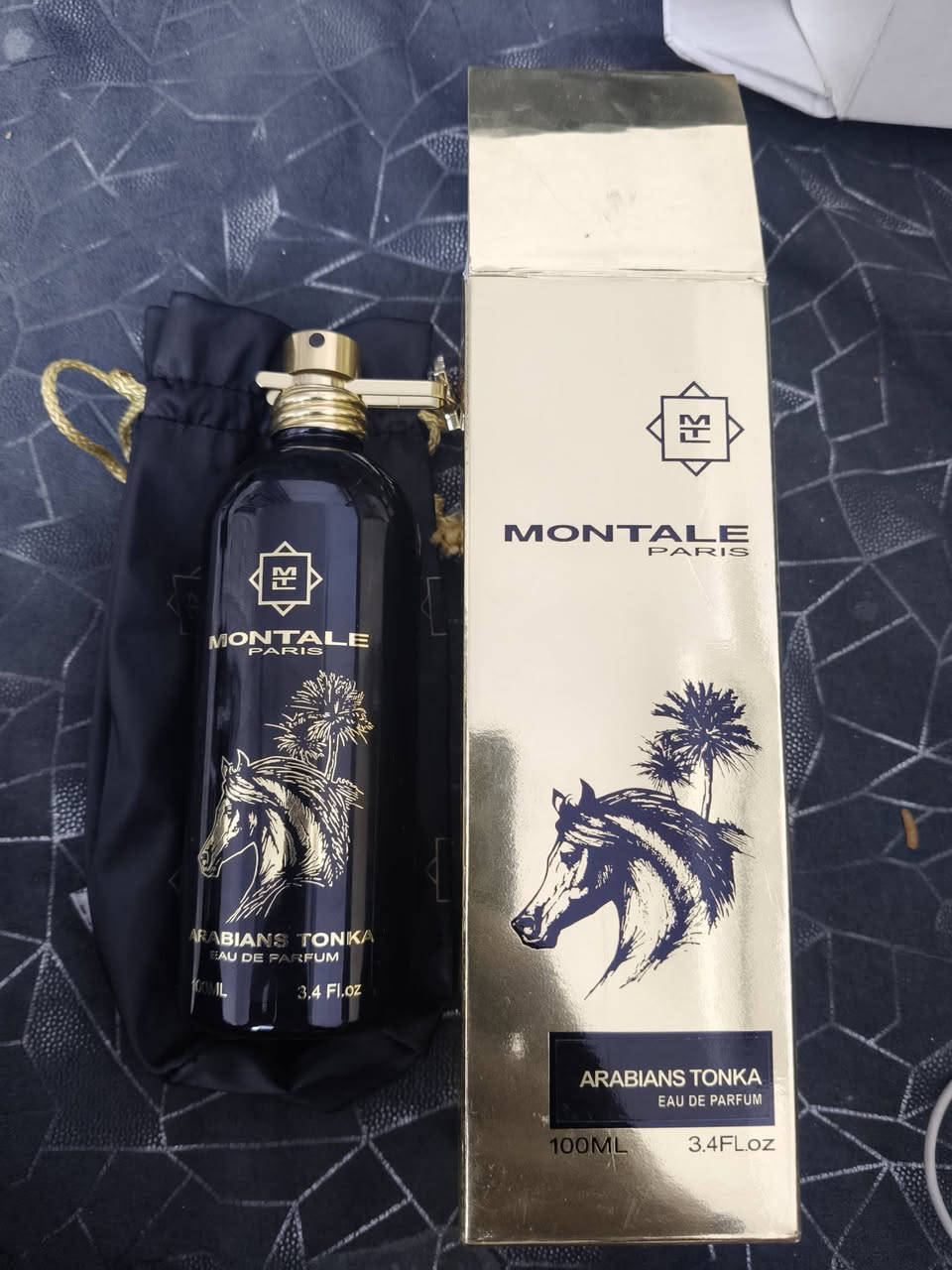 سلام عليكم حبايب 
Arabians tonka 
مشترية من كارمن للعطور اصلي وافحصة وين مايعجبك باقي بي 65ml سعرة 80 الف 

Jean paul le male elixir 
باقي بي لحد هذا الخط تقريبا 60 ml مشترية من علي كاكاو سعرة 70 الف 
مكاني شارع فلسطين تقاطع الصخرة او العلاوي شارع وزارة الثقافة ***********
