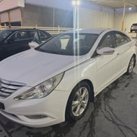 سوناتا ٢٠١١ • ٢٤٠٠ • اوتوماتيك