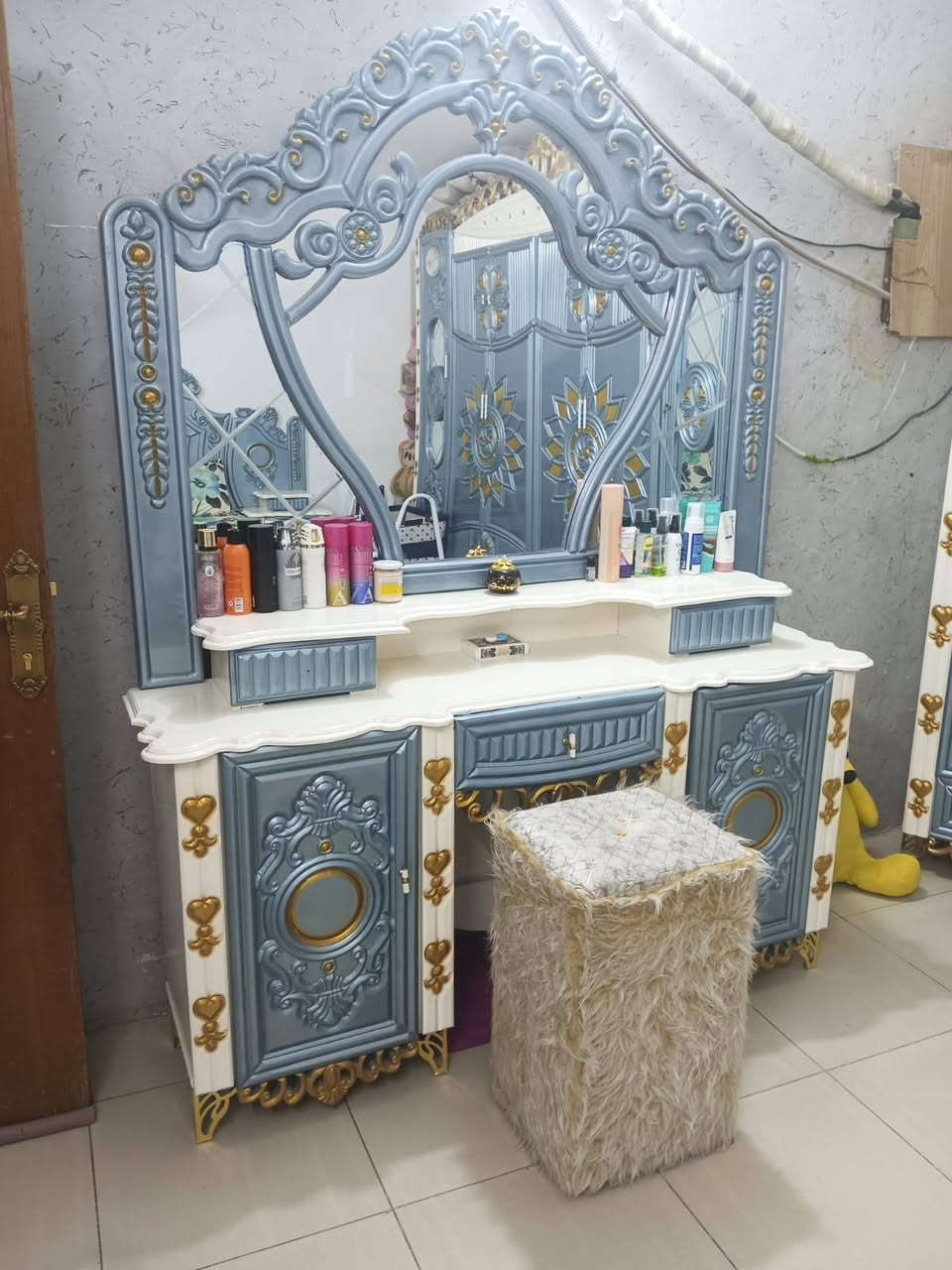 غرفه نوم تركي انجاره للبيع السعر خاص ***********
