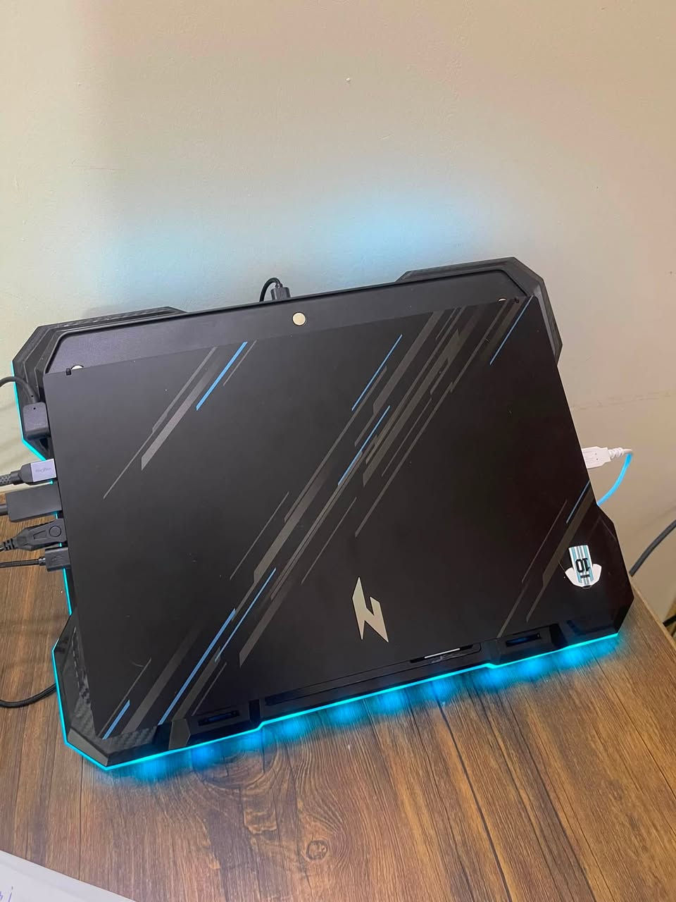 عندي لابتوب استعمال قليل
Acer nitro v15 

Rtx4060

Core i 9 الجيل 13

Ram 16ddr5

Ssd512

الشاشة 165 h

الابتوب ممفتوح ابد وبحالة الوكالة لابتوب تريدة كيمنك شغال على اعلى اعدادات تريدة تصميم وبرامج ثكيلة شغال برامج الهندسة كلهن يشغلهم وبكفائة عالية بفضل المعالج القوي 

1,600,000

قفل السعر


**إذا كنت صاحب هذا الإعلان وتريد حذفه لأي سبب، رجاءا أرسل رسالة إلى الدعم الفني**