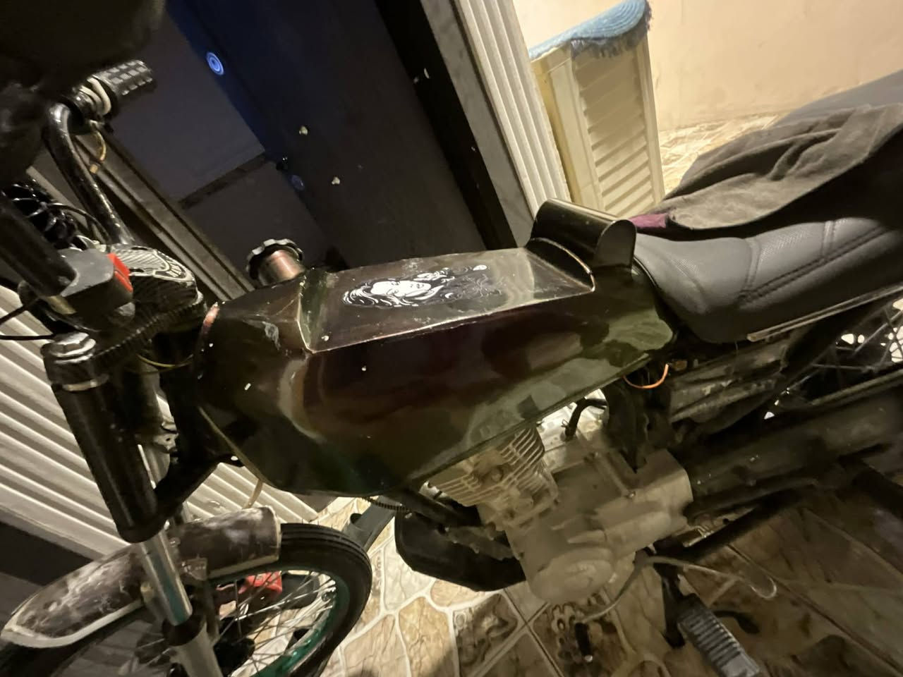 سلام عليكم شباب سيت تانكي وصينيه ودبلات  معليكم بل طين  سعر 70


**إذا كنت صاحب هذا الإعلان وتريد حذفه لأي سبب، رجاءا أرسل رسالة إلى الدعم الفني**