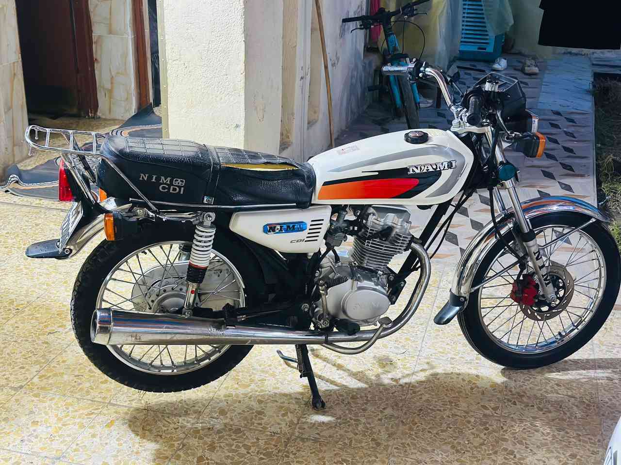 السلام عليكم دراجه ٤ كير نامه للبيع شلامجه الاصلي موديل ٢٣  كفاله عامه رقم وسنويه 
الهاتف ***********
***********
