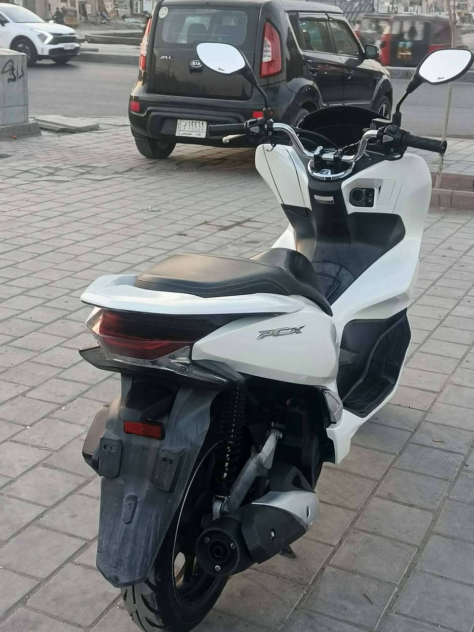 ؤسلام عليكم بي سي إكس جيل الثالث
مكفولة كفاله عامه ماشيه 16الف 
دراجه بحالت الوكالة نضافه 100
حساس زدحام ستان حساس
سكن بغداد حي النصر  ***********
