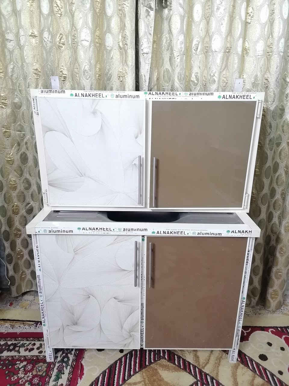 السلام عليكم كاونترات مستخدمه نضيفه كلمن وسعره عنوان بغداد الشعب اكو خدمة توصيل بكروه داخل بغداد فقط ***********
