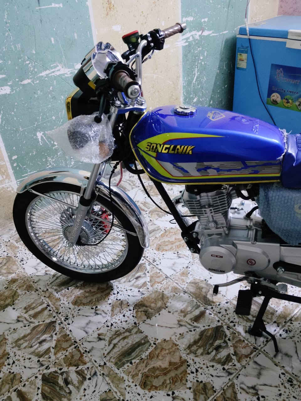 دراجه مديل 26اوراق أصولي صار 5ايام من اخذتها من الوكيل للبيع السعر 800الف وبيها مجال عنوان حله ابو غرق
 ***********
