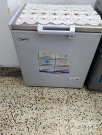 ثلاجة • للبيع