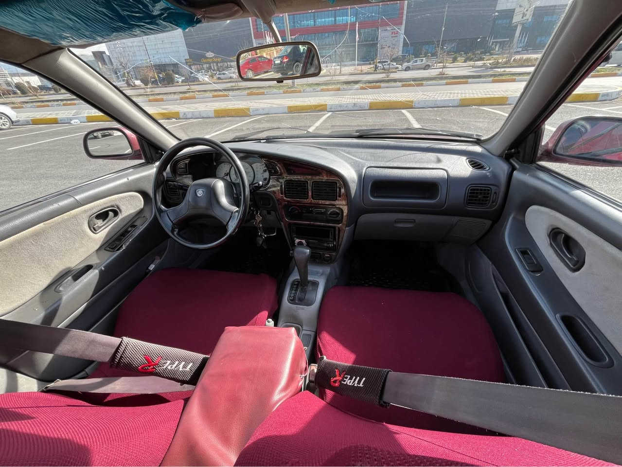 ***********
پڕۆتۆن مۆدیل ٢٠٠٤ گێر تۆماتیک  نمونەی جوانی  پاکی گێرو مەکینەی بە شەرتی ١٠ فیتەر پشت و پێشی کەپسە. چوار تایەی ویلی لۆکی لە ژیرە تەبرید ساردو گەرمی بە شەرت  کامل کارەبایتی یش دەکات دوو جام کارەبا. سەنەوی ئەوەلیاتی جنوبی لەگەلە.  . براوە موس نەبئ سعری خوار بازارە تەنها ٢٤ گەلا و مەجالێکی برایانە 
ژمارەی خاوەنی 
*********** السليمانية, العراق
