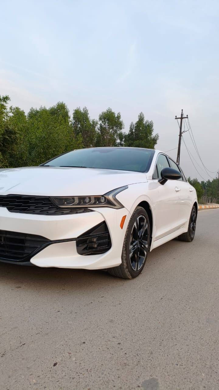 سلام عليكم إني مكلف بل نشر شباب كي 5 مديل 23 وارد أمريكي بيه فقط باب ونفس الون هلال خاملغ خلفي بي بارد سياره جيتي لاين فول مواصفات داخل جلد رادار أمامي خلفي مكينه 1600 تيربو ماشيه 19 حقيقي رقم بغداد مشروع وطني تحويل مباشر السياره معوقين بسمي مكاني بغداد المين  ***********
