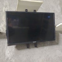 بلازما ٣٢ • بدون انترنيت • مستخدمة شهر