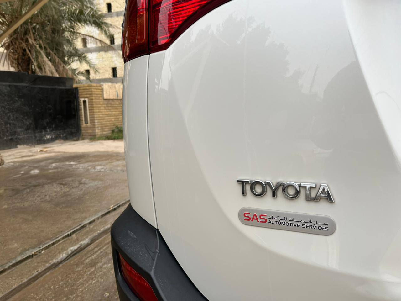 تويوتا راف فور 2015 خليجي ساز فول 1/1
كتلوكات الشركه وبصمات احتياط بدون استعمال
ماشيه 83 الف حقيقي شرط الفحص
بيها رش قطعتين شرط الفحص رش فقط
سياره جديده وجاهزه بدون نقص 
نضافه الداخل 100%
تخم تاير جديد باتري جديد تراي سياره زيرو
نضيفه جدا داخل وخارج
رقم بغداد دولي جديد اب اسمي سنويه 2030
مكان السياره بغداد العامريه
السعر 168 بيها مجال شراي يتصل فقط
***********
***********
