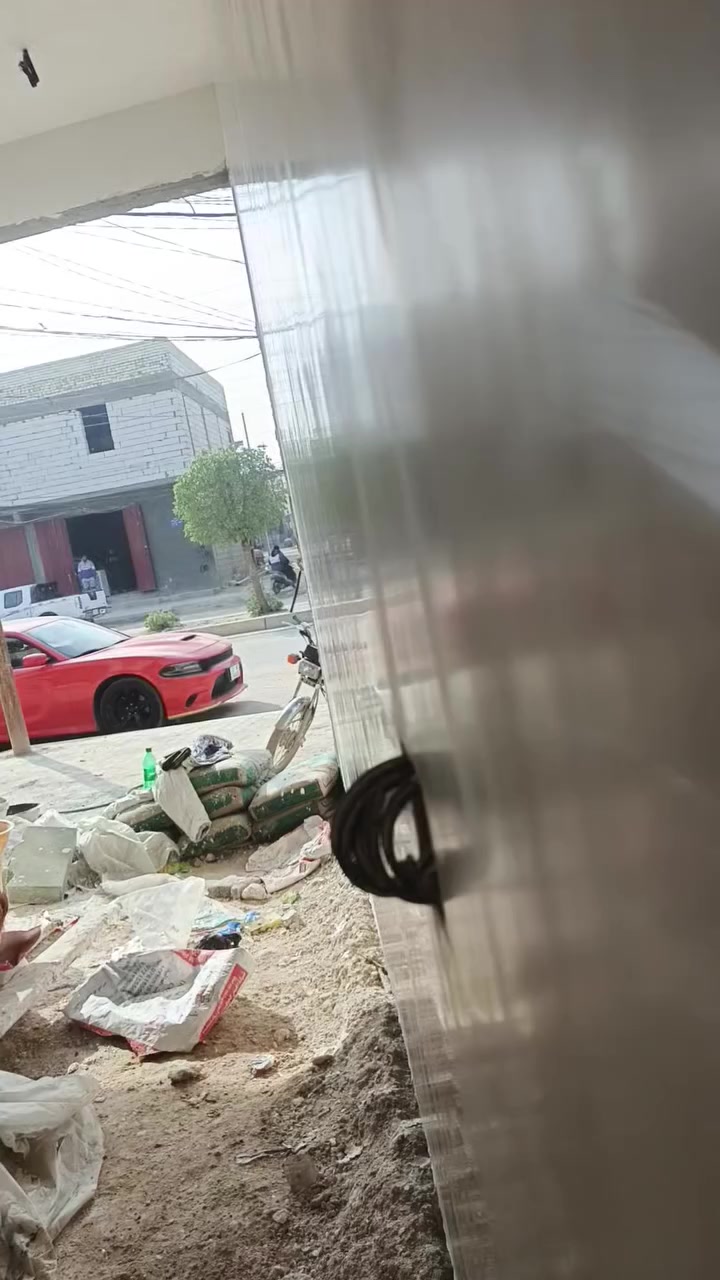 سلام عليكم 
لباخ مبيضجي شغل درجه اوله فحص مهندسين 
جص بورك سمنت نثر تقطيع سقل خشن وناعم ماده 
تسليم هندسي. ***********
