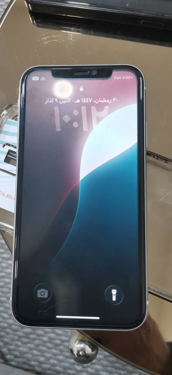 ايفون 11 اصلي مكفول من الفتح التبديل
شرق أوسط دبل سيم كارت ذاكرة 128 بطارية 73٪
السعر 230 الف
*********** مكاني نجف
