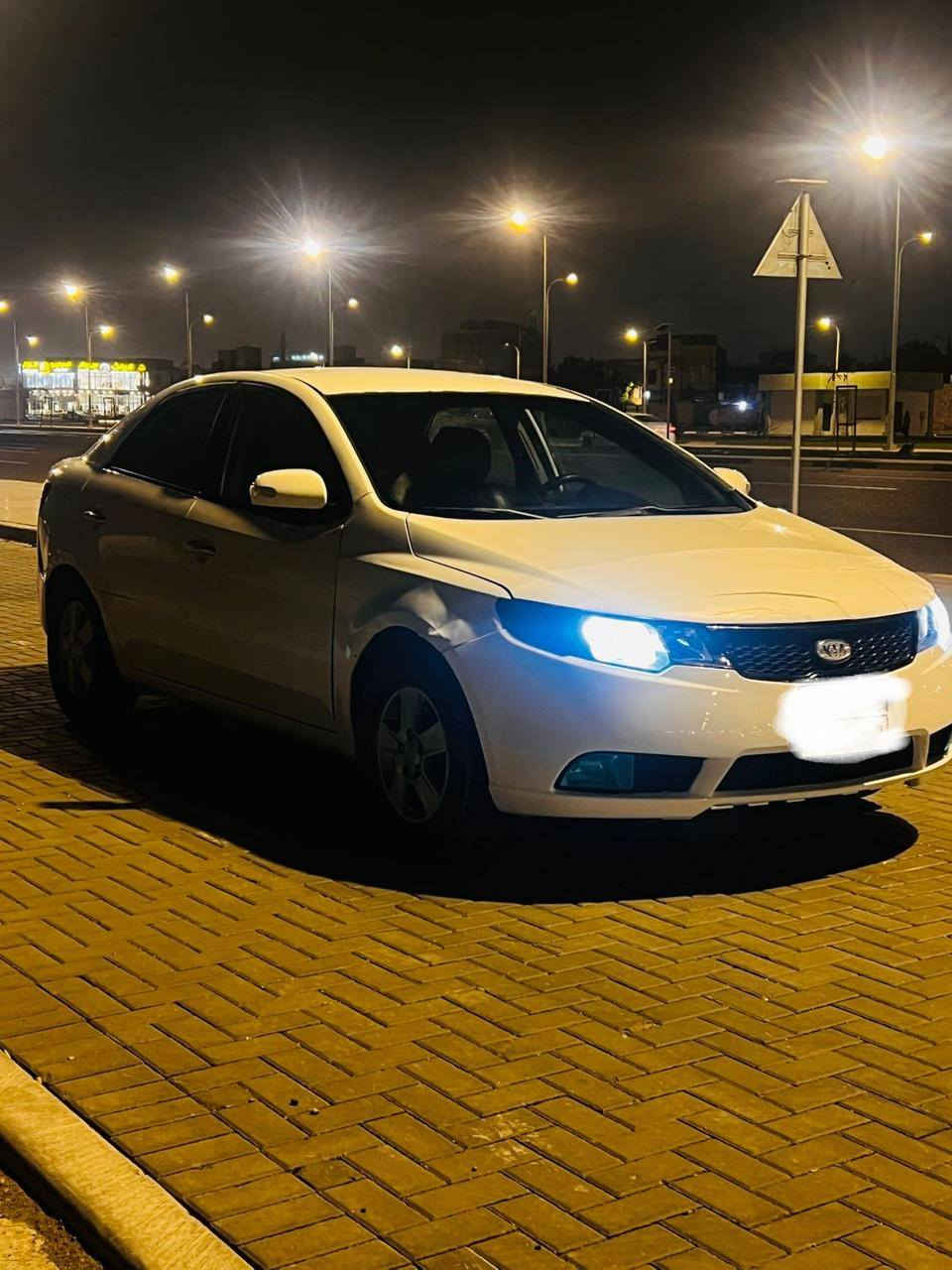 السلام عليكم  سيراتو ادوات كصه جنطه السعر 38 العنوان بصره رقمي بيه. وتساب ***********
