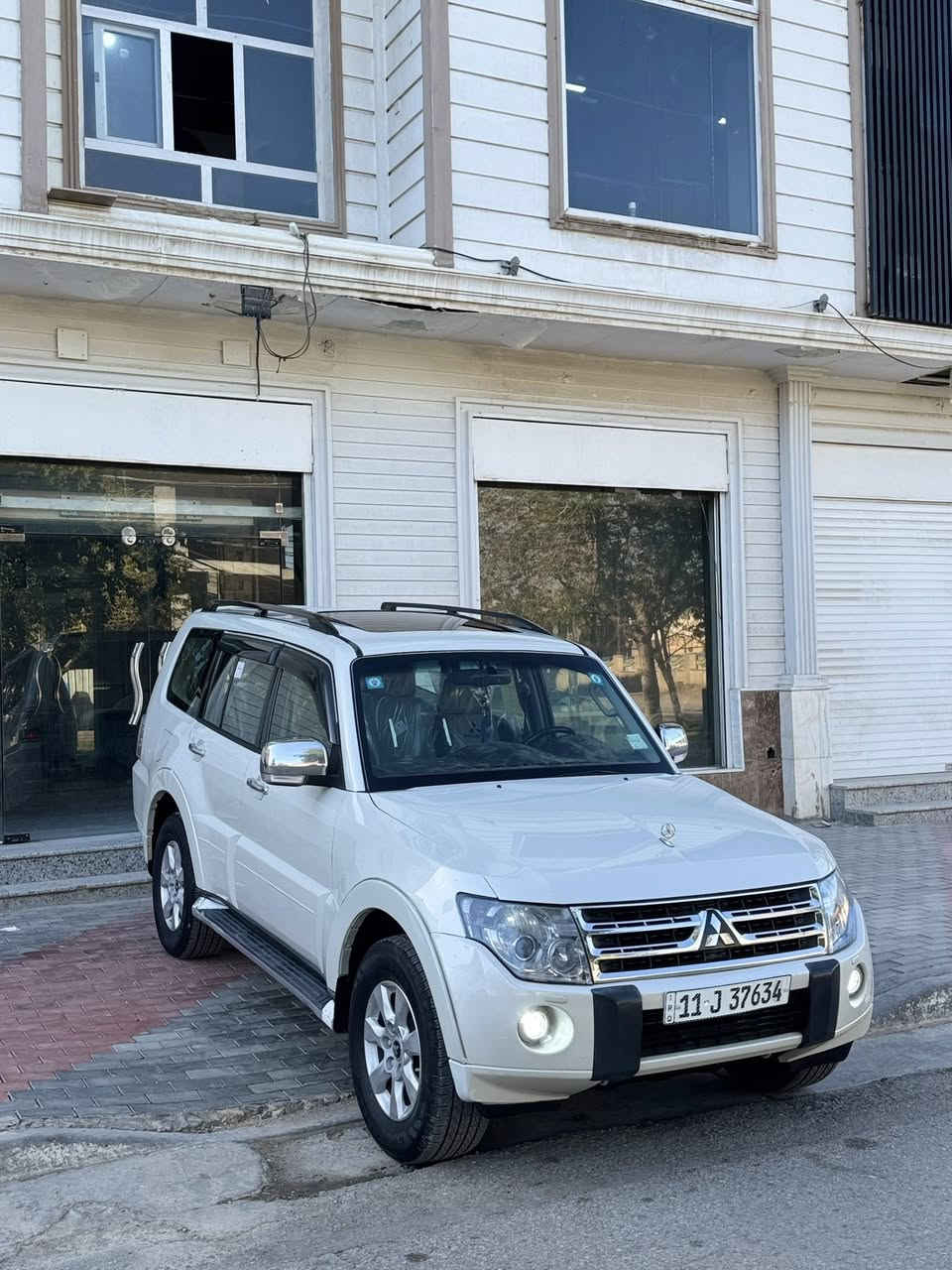 باجيرو 2010 حبتور 
دمام خلفي 
فتحه سقف 
شاشه جبيره 
تحكم ستيرن 
تبريد خلفي 
سبعه راكب 
داخل وكشن جلد 
داخل بيجي 
تبريد سياحي 
كشن كهرباء 
يدات كروم 
ويل كب 
كشاف ضباب 
زنون بلاد 
سياره كفاله عامه بدون قطره صبغ ولا حادث مكينه وكير وحداديه درجه اولى رقمه بغداد مشروع نكليزي مكانه كربلاء سعره 138 
رقمي للستفسار ***********
