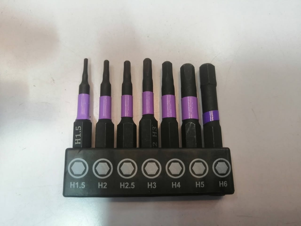 عدة مواد وصلتنا حديثا وبالأسعار المذكورة تحت الصور مع وجود خدمة التوصيل بسعر ٥٠٠٠ دينار للمحافظات كافة، حارث العزاوي *********** فايبر واتساب، بغداد شارع الرشيد ،باب الأغا ،مقابل سوق الصفارين
