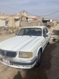 سياره  لبيع رقم نكليزي سنويه 30 سعر 33بيه مجال07831913843