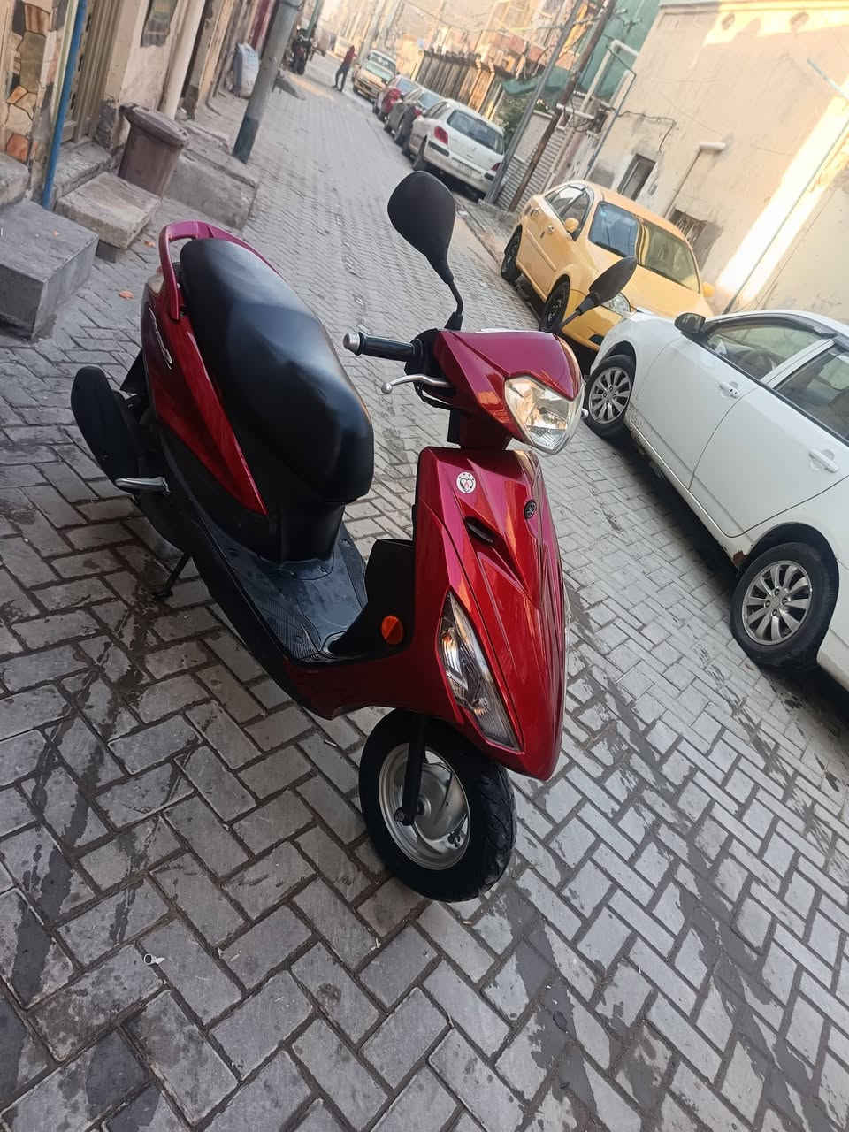 السلام عليكم دراجه اكزز Zحديث
دراجه مكفولة كفاله عامه دراجه بالكارتون جديده لون ماروني   اي نقص مابيه كلها شغال أوراقه كامله رمبه دراجه شراي يتصل عنوان بغداد مدينة الصدر رقم *********** 

كوري
