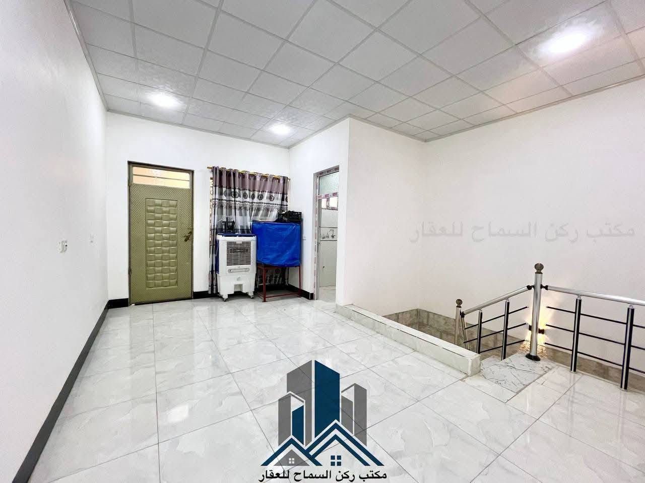 بيت للبيع سكني ملك صرف طابو 
المساحة 100 متر 5×20
طابق ونص غرفتين نوم 
مقابل البيت حديقة 
المنطقة حي السماح/الاركان
للاستفسار الاتصال على الرقم التالي:
***********
