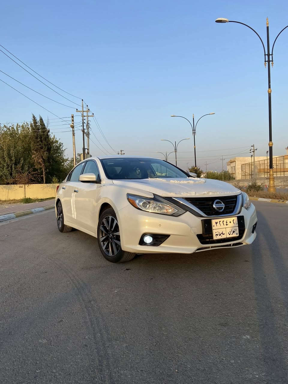 بۆ فرۆشتن ئاڵتیما ٢٠١٧ خلیج SV
لۆک لۆک بێ بۆیاخ بێچاڵ کلین 
مەکینەو گێڕی نەکراوەتەوە تایەی تازەیە هایدرۆلیکی گێڕی لای خۆمان گۆڕاوە سەیارەی مەعرەز نیە 
ژ.م/***********
