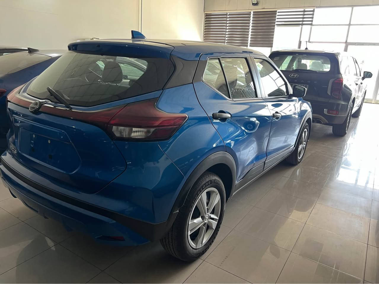 سلام عليكم 
بيع على شكل تقسيط اقساط
مقدمة 68 ورقة
السعر الكلي خاص
الباقي على شكل اقساط شهري 400$بالشهر
نيسان كيكس 2024 كاتي اربيل 
NISSAN Kicks , 2024
الضرر / فقط بنيد و جملغ بدون دواخل     
مواصفات s 
ماشية 12 الف ميل 
رادار / تحكمات / تحديد سرعة / رادار خلفي / شغال عن بعد / بصمة / نظام ايكو / شاشة ايباد / كاميرة خلفي / و مواصفات اخرى  
مكان السيارة أربيل 
***********
*********** أربيل, العراق
