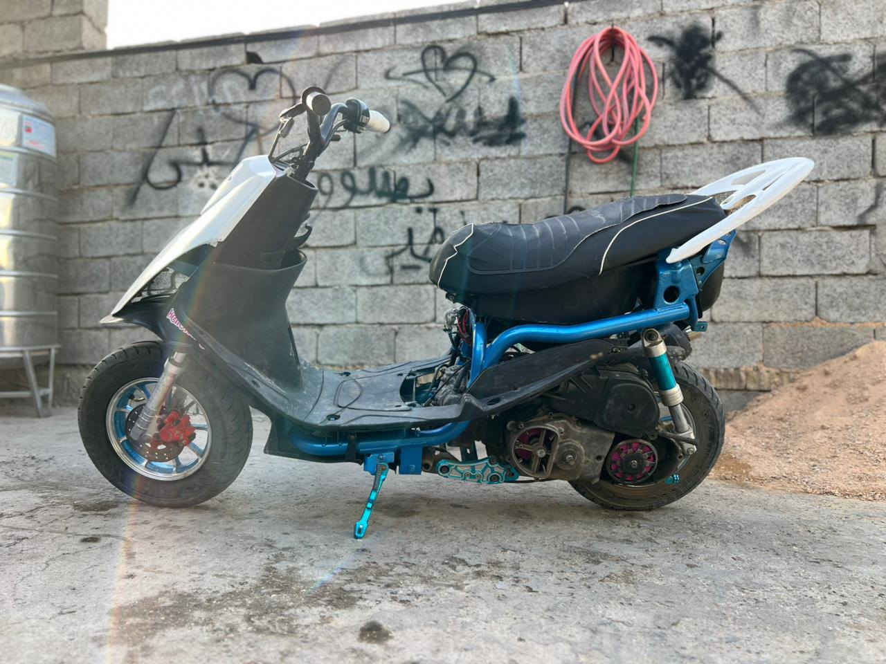 مراوس بنامه حربي فقط مكاني بغداد
الدراجه بيها تزويد 
شيال RGSسمائي
قبق فلاوين سمائي
وياله سمائي
ستان صفح سمائي 
كلجات رياضي WF
فراک سمائي 
قطره اكسل سمائي 
دبل خلفي هايدروليک
صدر رياضي  
الشاصي صبغ حراري 
الدراجه ضالمتها الصور 
هـ ***********
