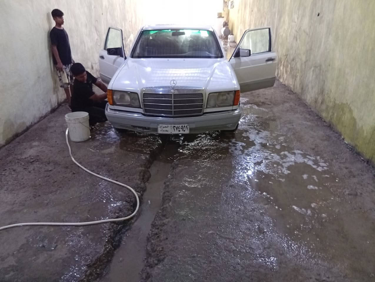محطه غسل للايجار مساحه 150متر واجه 5متر شارع المطار الرئيسي للاستفسار ***********
