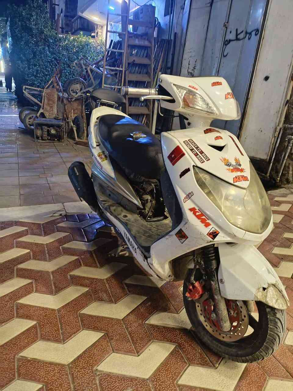 دراجة سكنس فحل دراجة مكفولة مكينة الدراجة كهربائيات شغاله كلشي شغال رون دشبول عوزها فقط القبق الهوائي سعر دراجة 700 وبيها مجال لأستفسار راسل واتساب ***********
