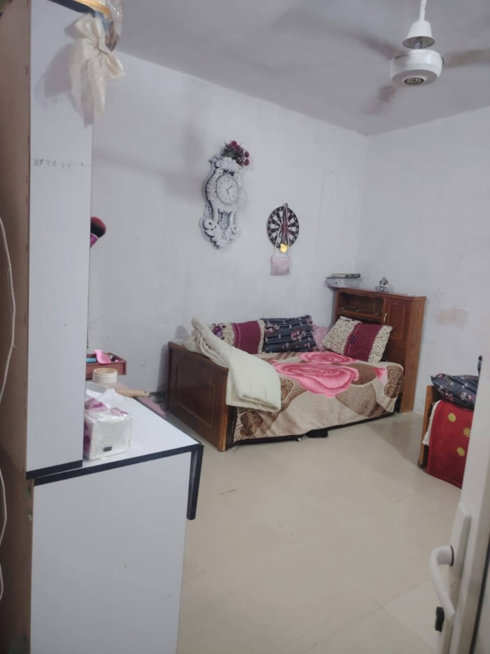🏡 بيت للبيع – جمعية الحدباء
📐 المساحة: 125 م²
📏 الواجهة: 6 متر
🏠 البناء: طابق ونصف
🛏️ غرفتا نوم (غرفة بالطابق الأرضي وغرفة بالطابق العلوي)
🍽️ مطبخ
🛋️ استقبال
🚪 هول
📄 جميع المستمسكات مكتملة
✅ مدفوع القسط الأول

💰 السعر: 36 مليون دينار عراقي

📞 للاستفسار والتواصل:
***********

📩 الخاص مفتوح
