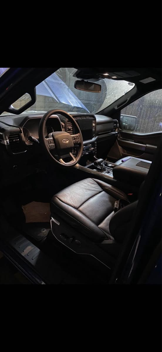 فورد f150 موديل 23 باب كبير بدي قصير فول عدا الفتحة سيارة زيرو ماشيه 14 الف اني مستورده بدون حادث بدون صبغ وتبديل وبارد كفالة عامه تقرير مياه امطار ومبدل سستم كامل مرفعه من الامام سيارة جديده وبية نصبة اتخبل رقم بغداد بسمي كشنات جلد كهرباء تدفئه وتبريد شاشة جبيرة ويل 20 كير طرح طيارة مكينه 6 سلندر 2700 توين تيربو صاروخ بانزين عادي بيع او مراوس بشي اقل السعر 32الف مكاني الزعفرانية *********** بغداد, العراق
