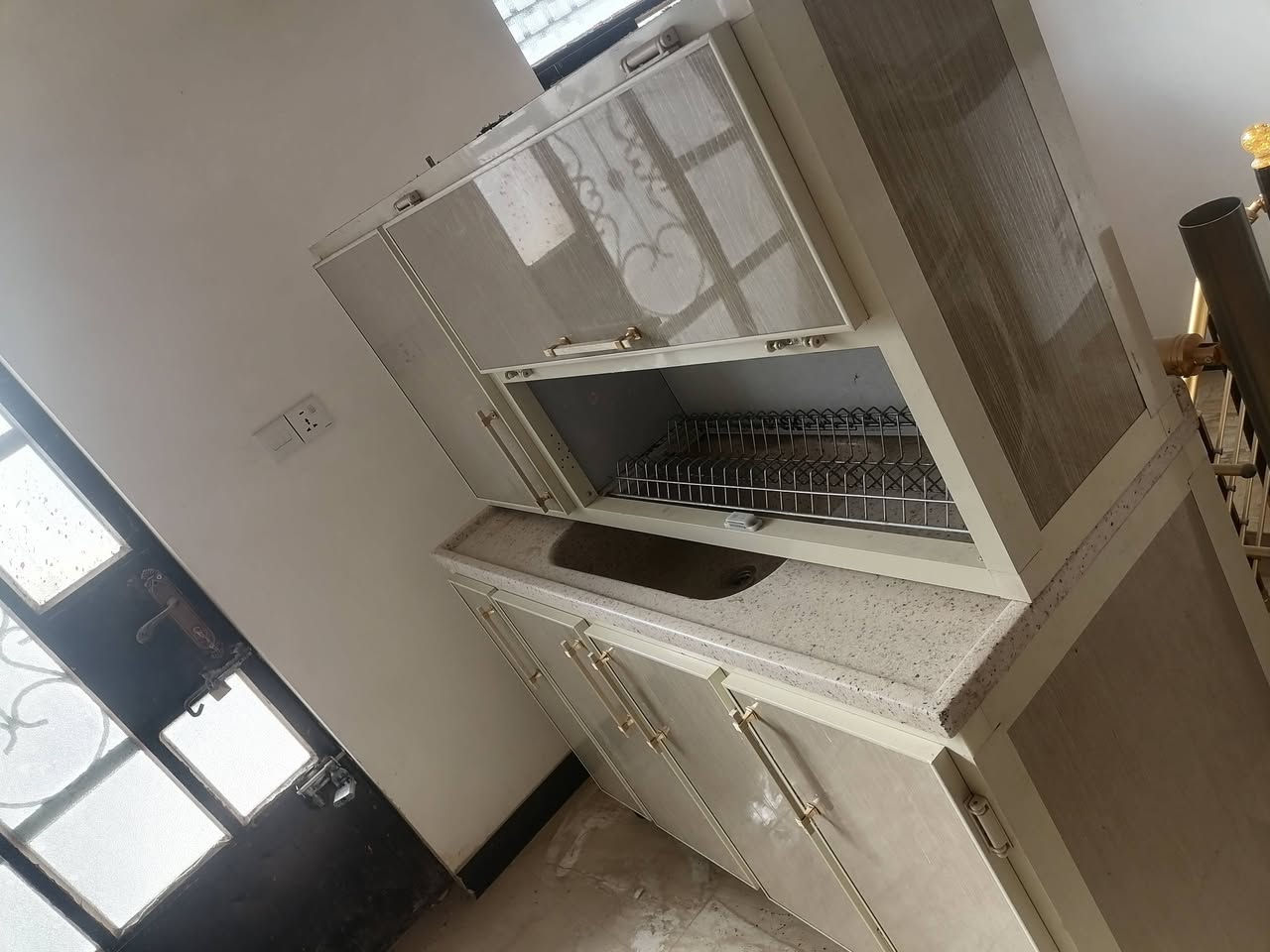 السلام عليكم كاونتر جديد تفصال مو سوكي وسبلت طنين مشتغل موسم واحد يعني بس لصيف راح مشتغل لبيع مكاني شعله


**إذا كنت صاحب هذا الإعلان وتريد حذفه لأي سبب، رجاءا أرسل رسالة إلى الدعم الفني**