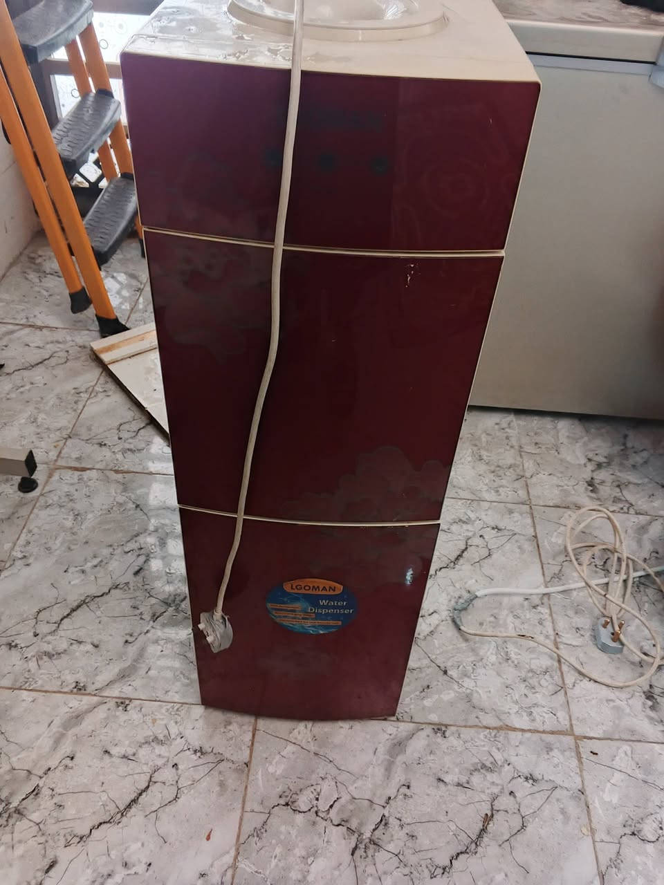 اغراض للبيع تنور كهربائي استعمال قليل تخم قنفات 10قنفات مبرده ايرانيه براد مي مكينة خياطه وطباخ ليزري


**إذا كنت صاحب هذا الإعلان وتريد حذفه لأي سبب، رجاءا أرسل رسالة إلى الدعم الفني**