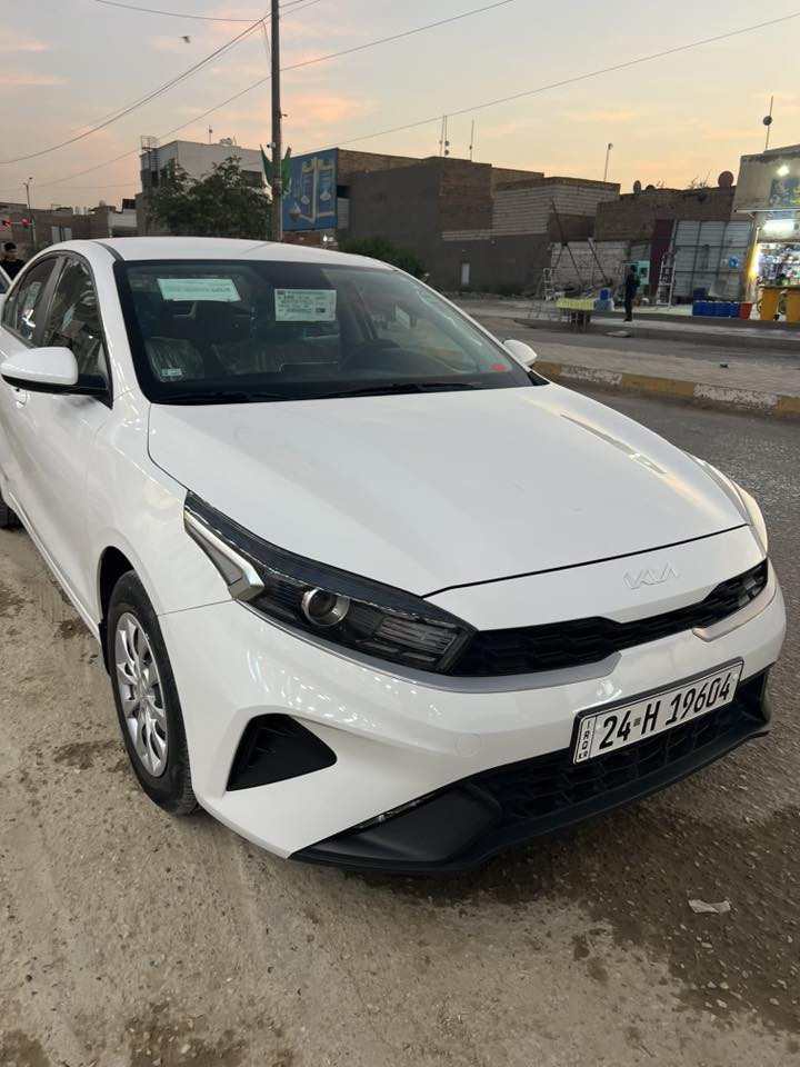 سيراتو 
2022 وارد خليجي
مكفوله من الصبغ والبارد 
سنويه جديده
هزه جديده
مكينه 2000
السعر 165 بيه مجال بصيط
العنوان الديوانيه 
شارع مطعم السليمانيه
***********
***********

