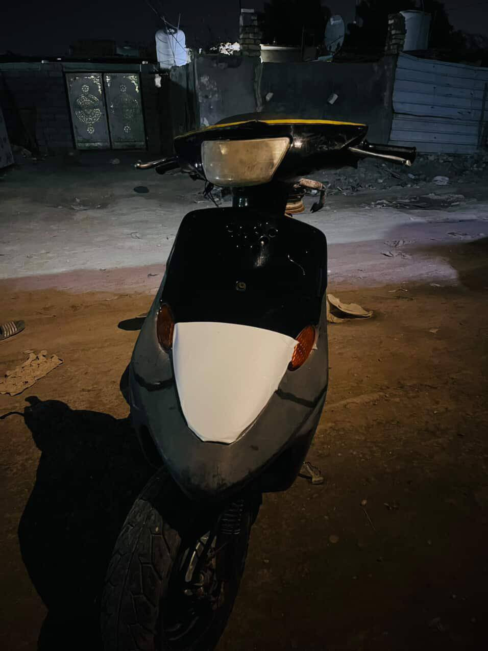 سلام عليكم  دراجه بيجي 9 زروف كهربائية كله شغاله بس صلنصه فلته وتاير وره عايزله نفخ مكاين 
بابل رقم***********
