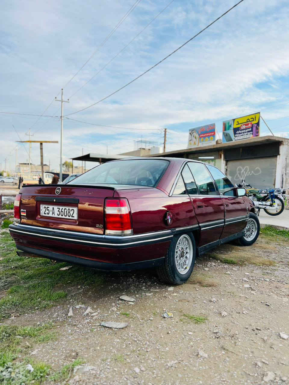 سلام وعليكم سياره اوميكه موديل 1991 جوم كهربه صقف سلايت كهربايات محرك كير كلا شرط صبق جماليه دفتر بنزين مشروع وطني سنويه لل الفين 30السعر 43وبي مجال لسستفسار اتصل *********** المكان باجوان
