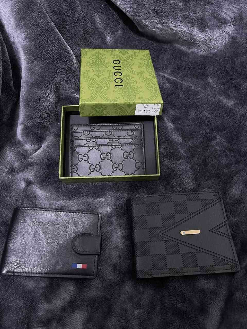 محافظ رجالية ماركات جلد طبيعي ابيعلك عادي (كلهن بسعر 6 الف) وبالعافية


**إذا كنت صاحب هذا الإعلان وتريد حذفه لأي سبب، رجاءا أرسل رسالة إلى الدعم الفني**