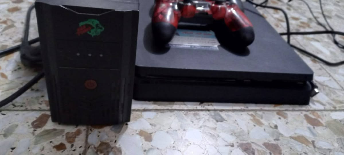 سلام عليكم اتاري بلي فور سلم
نظام 9مهكر ذاكره 500 
لك استيكر مع جوستك عدد 2
يوبي اس 
سعر 350 بي مجال 
عنوان النجف 
رقم ***********
