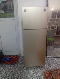 ثلاجات عدد 3 مختلف الأحجام المارونية ١٦ قدم نسبة النظافة جيدة جداً  ال...