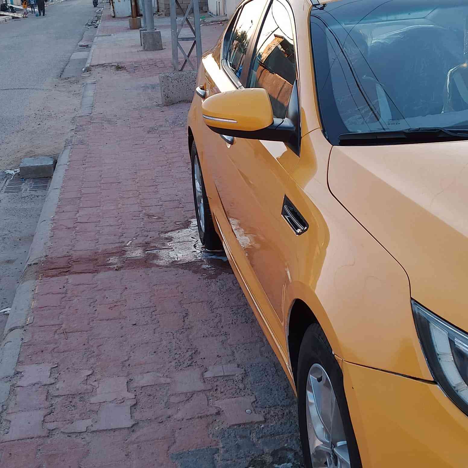 كيا اوبتيما 2016 خليجي
رقمها بصره سنويه شهر 10 تنتهي 
خطها بصره فاو 
ميكنيه 2000
مكفوله من الضربه 
تحكم ستيرن 
شفتات ستيرن
السعر 135
الموبايل ***********
