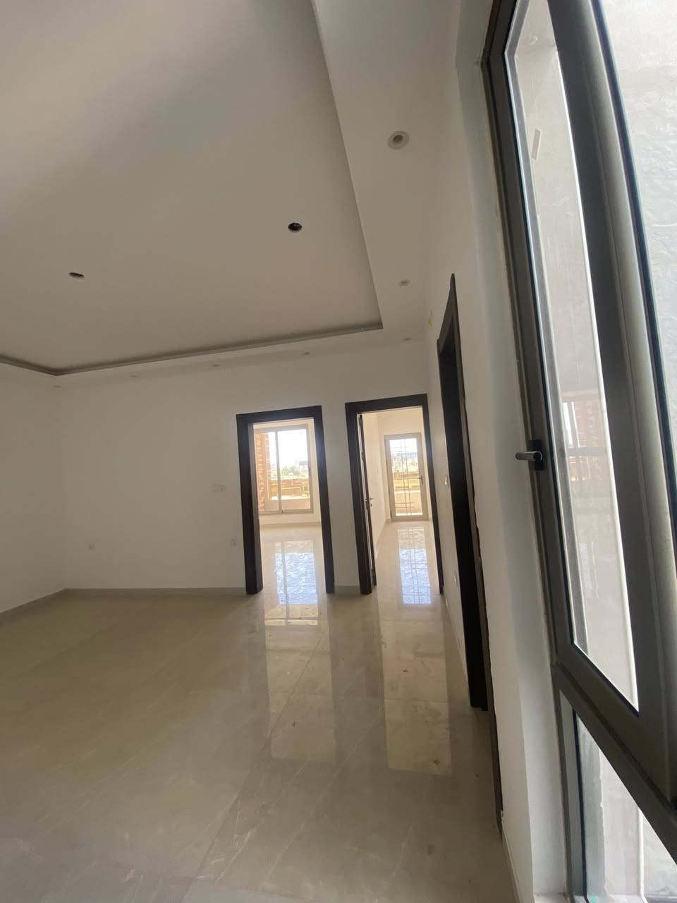 🏢 شقق VIP للإيجار – زيونة 714 🏢
✨ شقق زيرو بتشطيب فاخر ومواصفات مميزة

🔹 شقة 115 م²
▫️ 3 غرف نوم
▫️ سبالت جاهزة
▫️ مصعد حديث
💰 السعر: 900$ شهرياً

🔹 شقة 150 م²
▫️ غرفتين سويت
▫️ غرفة نوم إضافية
▫️ بلكونة في كل غرفة
▫️ سبالت جاهزة
▫️ مصعد حديث
✨ تصميم عصري ومساحات مريحة

📍 الموقع: زيونة – محلة 714

📞 للتواصل والاستفسار:
مهندس عبدالله فقط واتساب 
📱 ***********

توجد لدينا عروض اخرى
