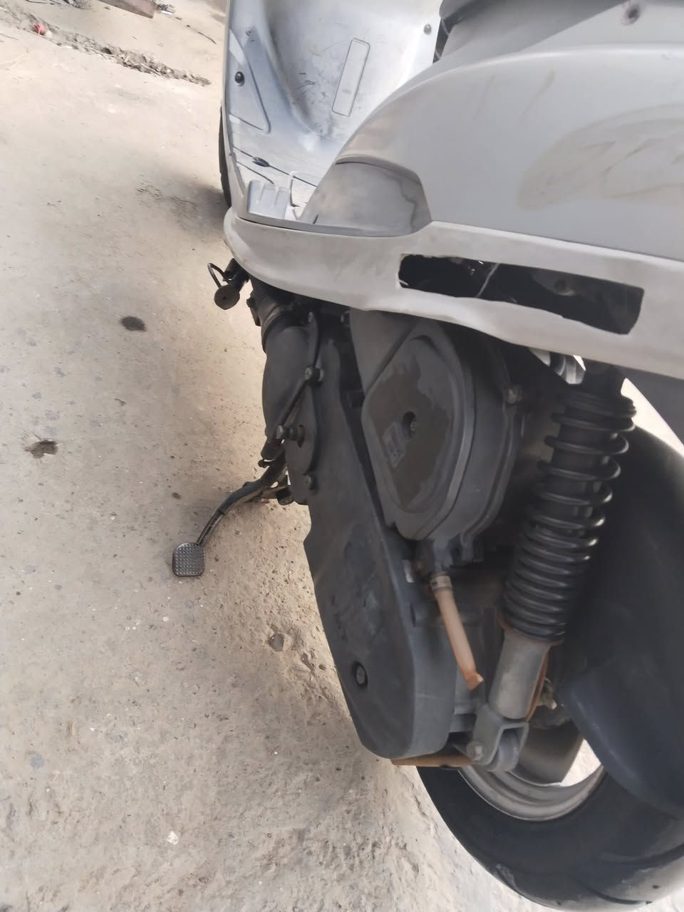 سلام عليكم
ماكس منغولي الدراجه جديده كلشي بيها بلادي بس كابريتر تجاري كهربائية شغاله كلها 
*********** واتساب بس 
السعر 725 وبيها مجال قليل مكان بغداد
