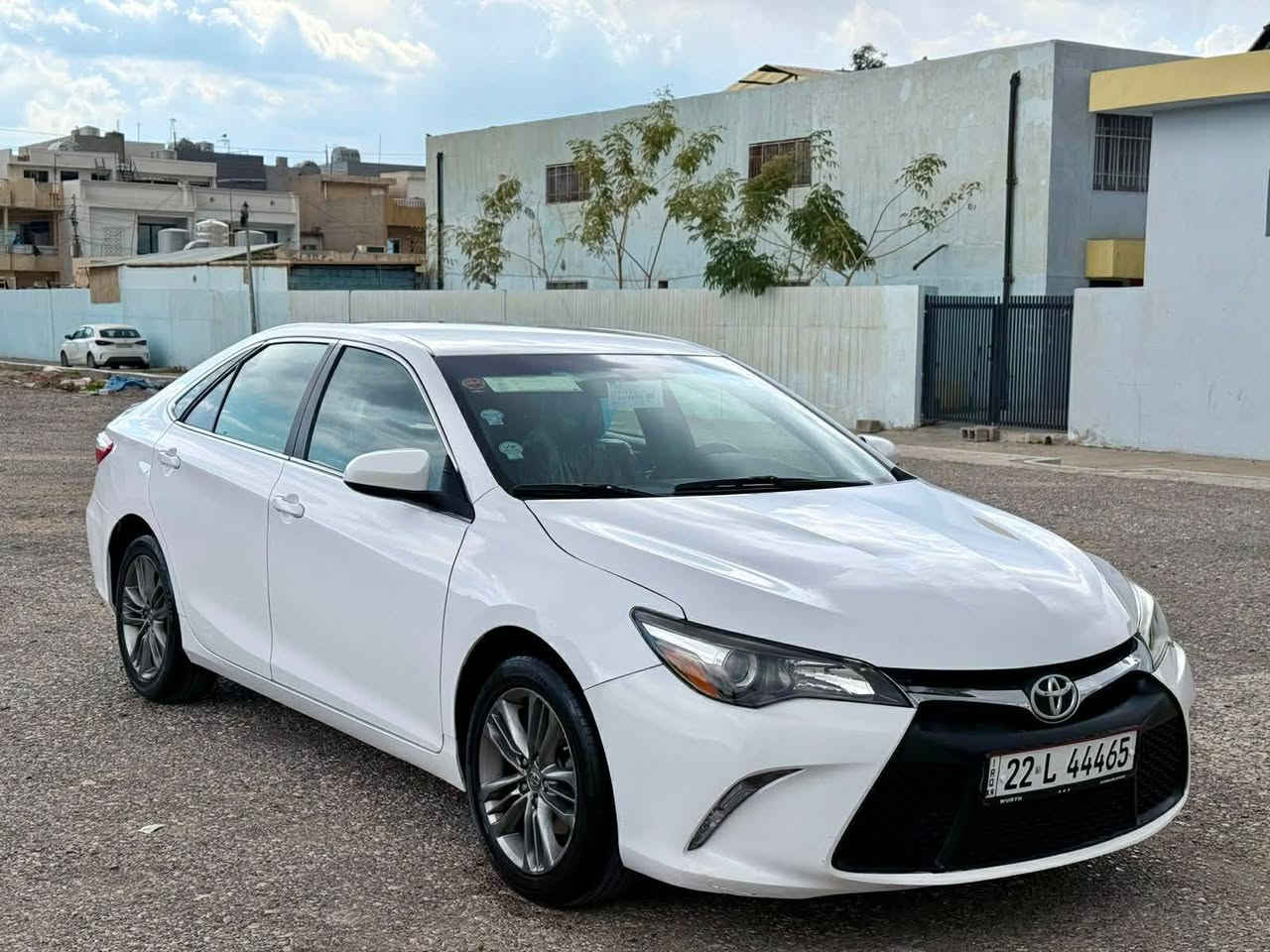 CAMRY  modil 2017 SE
‎*********** خط اسيا
 *********** خط كورك
لون ابیض سلجی ،ماشیة 92000 الف، 
سعر : 162  $ شویە بی مجال
حجم محرك 2500 - 4 سلندر
واحد جاملغ خلفي وشبر باب صبغ 
سنویە جدید حتــــي2028
نفس يوم تحويل شرط

‎مواصفات أمريكي 
 كشن جلد وكشن كهربائي
لايتات زينون وكاميرا و فوليوم و تحديد
سرعه و بلاجتكتور ونظام Eco 
‎تحکمات ستیرن
‎
‎گیر محرک تاقم صدر تاقم ایطارات کل جدید سیارە مابی ای نقص
 *********** واتساب
***********
مكان سيارة اربيل
