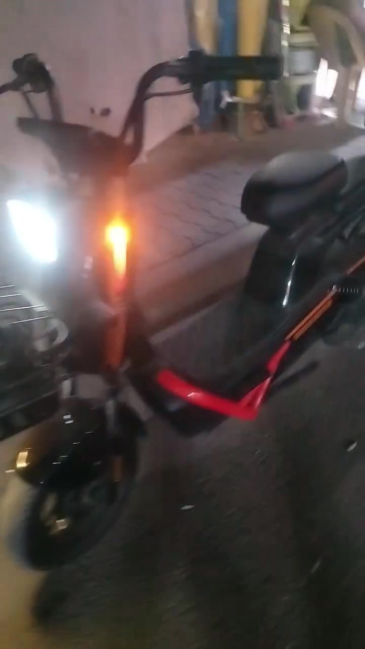 للبيع مكفوله 400 وبيه مجال خاص مفتوح


**إذا كنت صاحب هذا الإعلان وتريد حذفه لأي سبب، رجاءا أرسل رسالة إلى الدعم الفني**