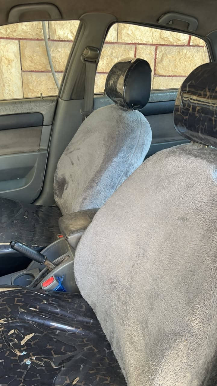 السلام عليكم اوبترا للبيع رقم بغداد دولي شرط تحويل وكاله موديل ٢٠٠٩ محرك شرط كير توميتاك 
تبريد ثلج شرط بدون دواخل ٤  قطع بخ
طخم تايات باتري جديد ثلجه بجكمجه تحكمات 
قفل مركزي ١٢٠.دك جرس
السعر 74 بيها مجال حكه جيه
مكاني موصل كوكجلي
***********
