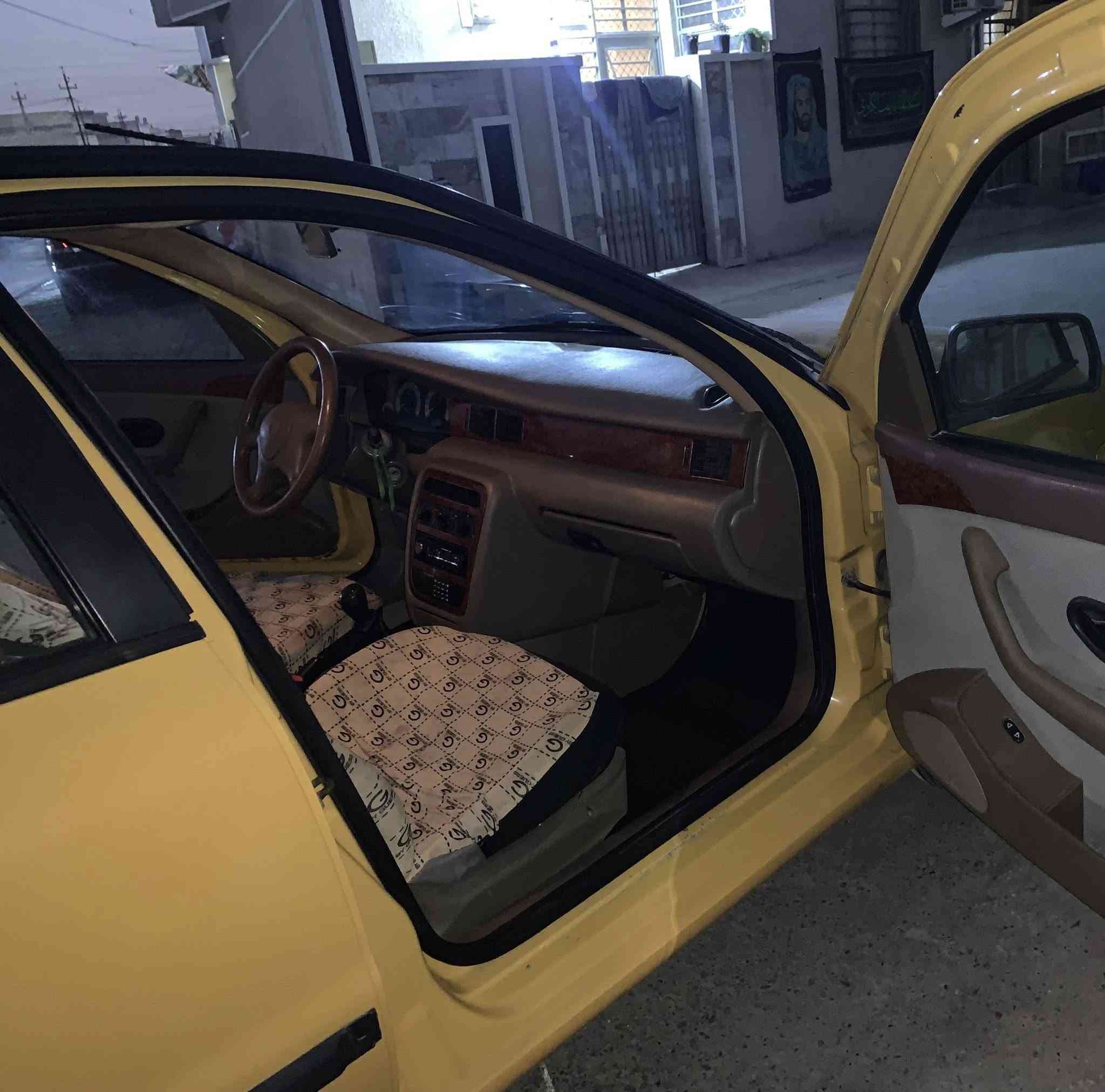 سلام عليكم 
سمند للبيع مديل 2012
مكفوله كفاله عامه
سياره خير من الله ما ناقصها اي شي 
كهربائيات كلها شغاله
صدر امامي خالفي 
تبريد ثلج
رقم نكليزي بسمي
مكينه خير من الله تخم تاير جديد 
بيها شبر بارد بل باب الوره السياق بس 
العنوان بغداد الشعب 
سعر ٥١ 
رقم ***********
